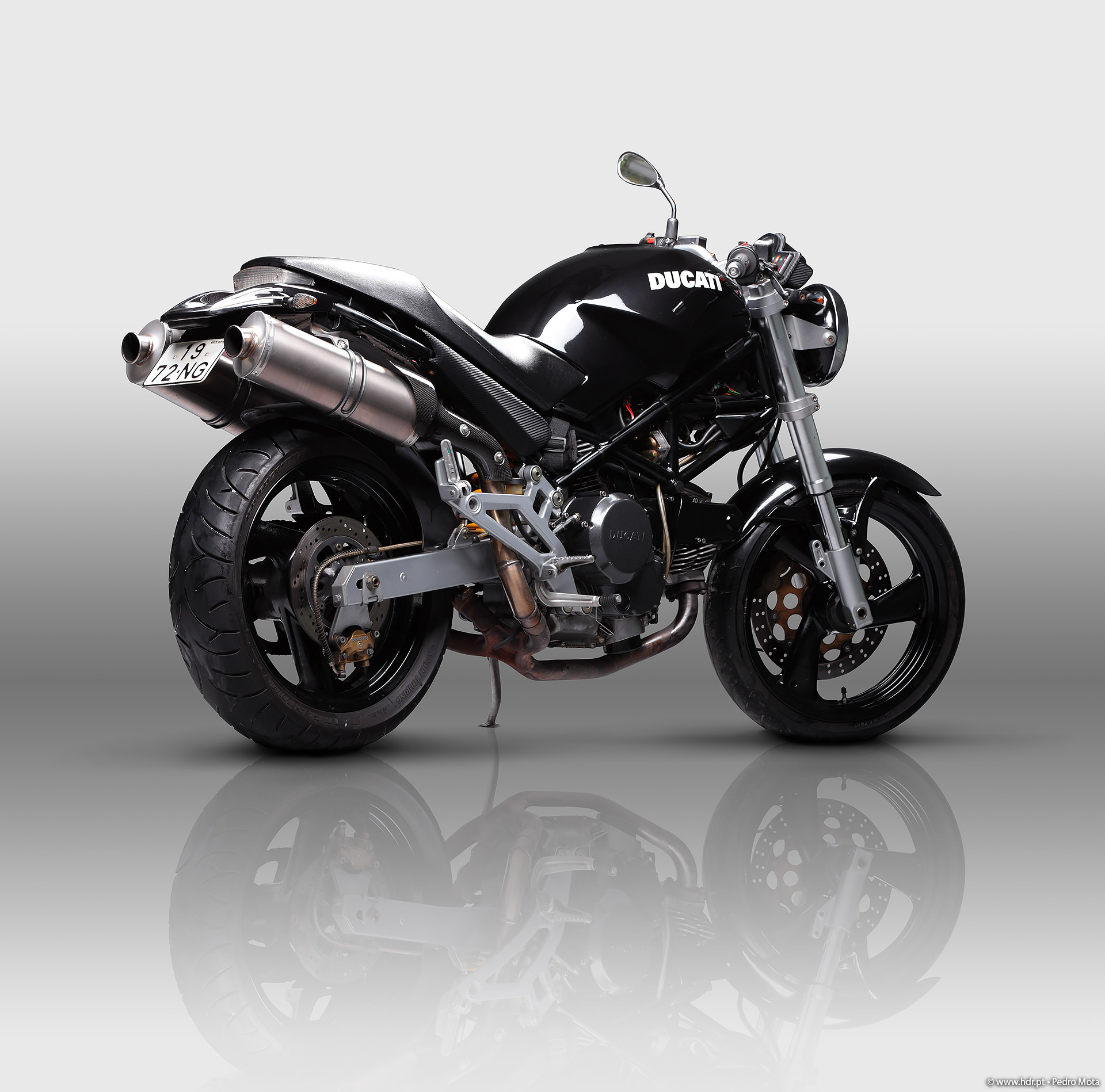 Ducati Monster M600